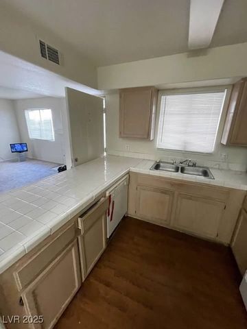 2725 South NELLIS Boulevard 1158, Las Vegas, NV 89121