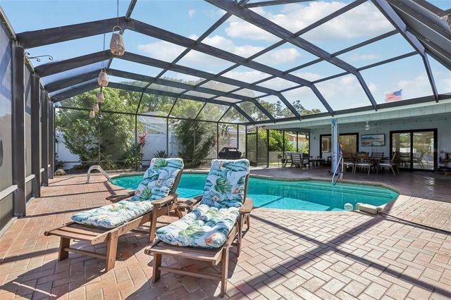 12099 KAY DRIVE, Seminole, FL 33772