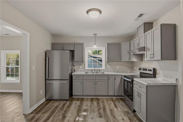 2206 Dunbar Street, Winston-salem, NC 27105
