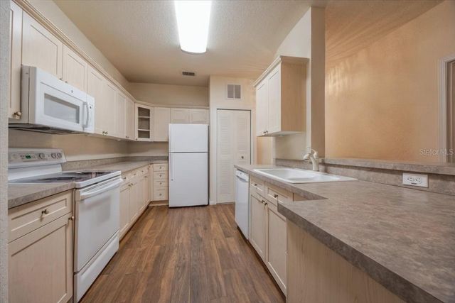 830 AIRPORT ROAD 111, Port Orange, FL 32128