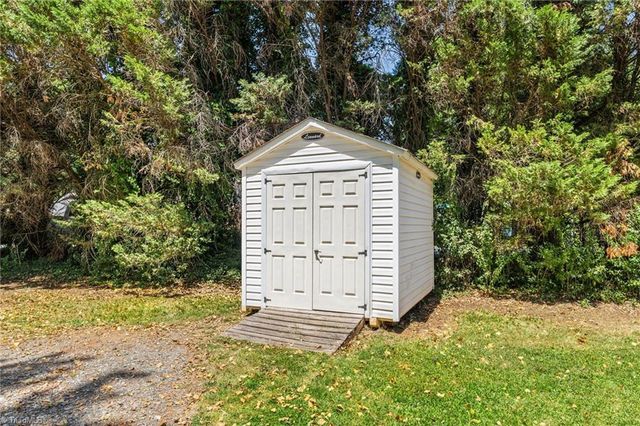 708 Fenimore Street, Winston-salem, NC 27103