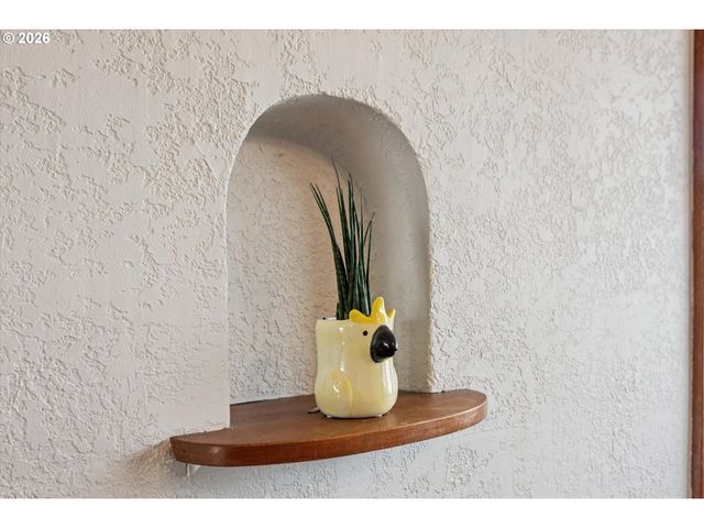 2025 Se CARUTHERS St 18, Portland, OR 97214