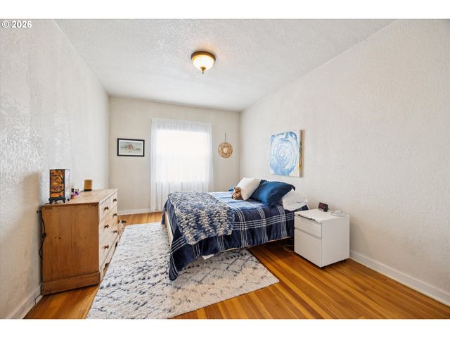 2025 Se CARUTHERS St 18, Portland, OR 97214