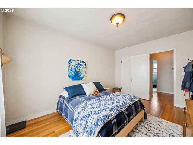 2025 Se CARUTHERS St 18, Portland, OR 97214