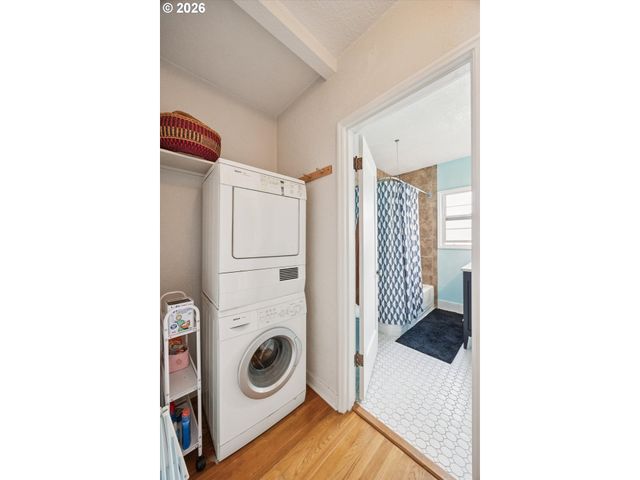 2025 Se CARUTHERS St 18, Portland, OR 97214