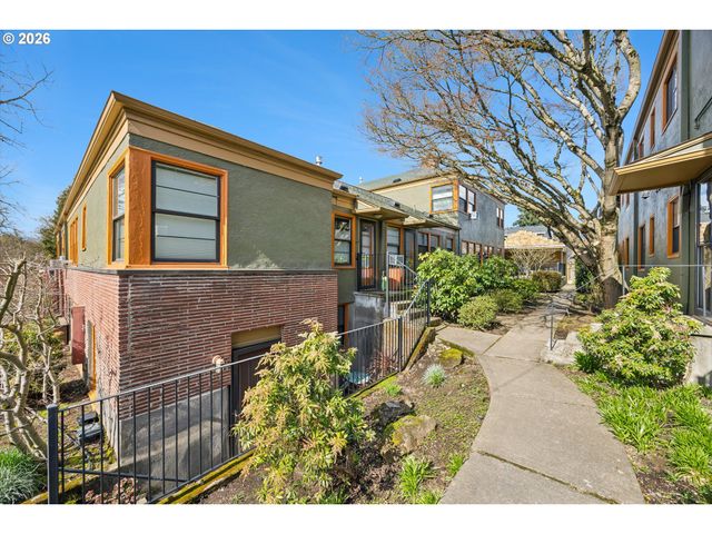 2025 Se CARUTHERS St 18, Portland, OR 97214