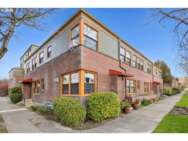 2025 Se CARUTHERS St 18, Portland, OR 97214