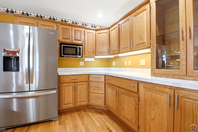 3635 SE 45th St, Berryton, KS 66409