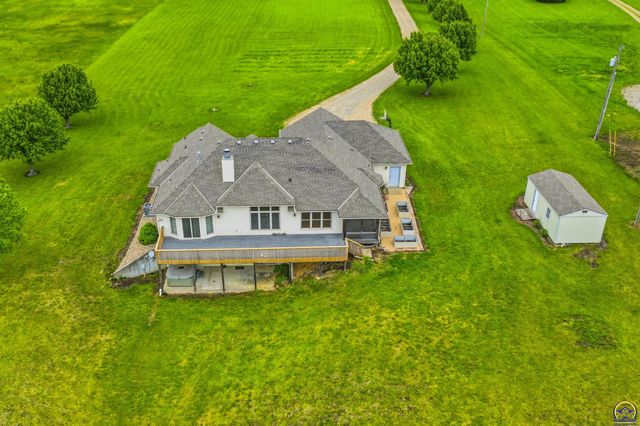 3635 SE 45th St, Berryton, KS 66409