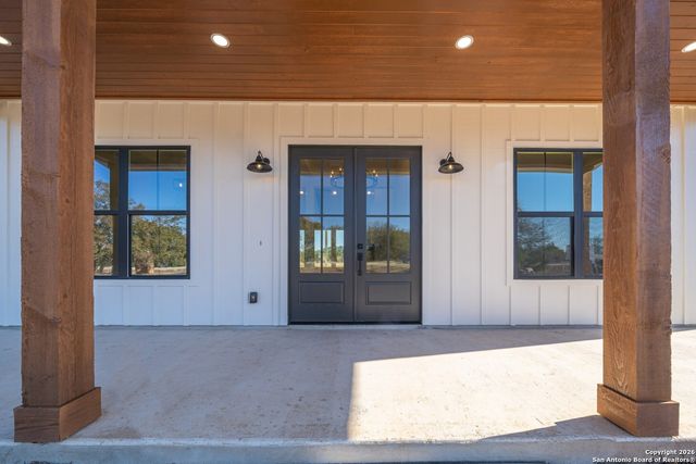 2152 Palomino, Bandera, TX 78003