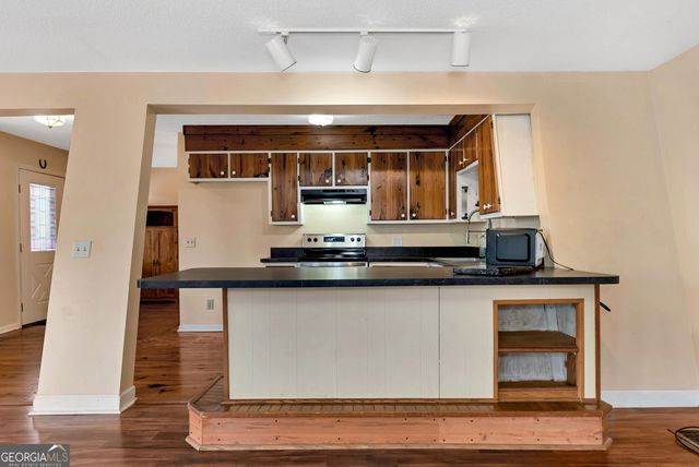 172 S Hickory Lane, Cleveland, GA 30528