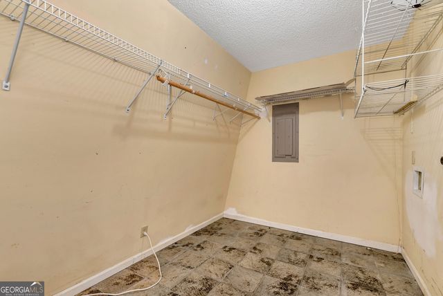 172 S Hickory Lane, Cleveland, GA 30528