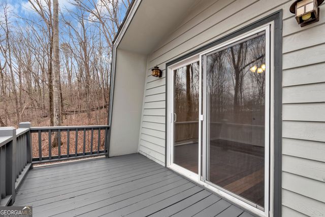 172 S Hickory Lane, Cleveland, GA 30528