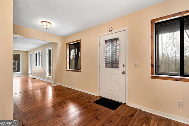 172 S Hickory Lane, Cleveland, GA 30528