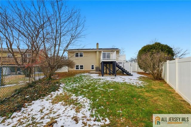 6 Wilton Avenue, Middlesex, NJ 08846