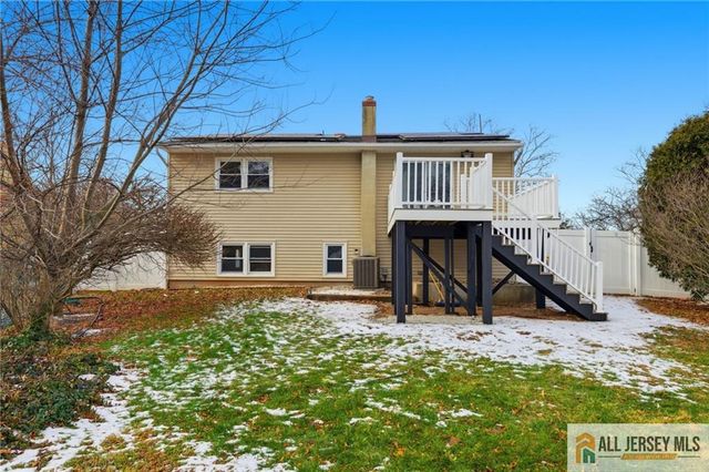 6 Wilton Avenue, Middlesex, NJ 08846