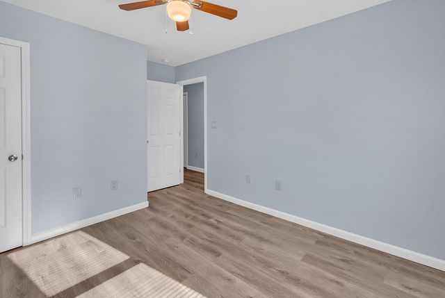 829 9th Ave. S, North Myrtle Beach, SC 29582