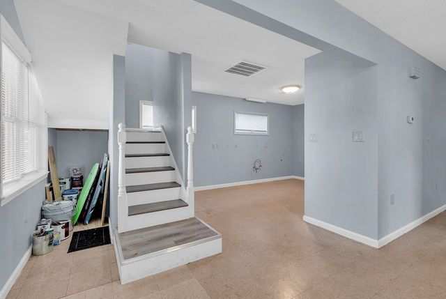 829 9th Ave. S, North Myrtle Beach, SC 29582