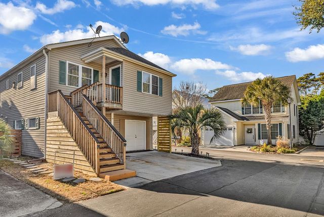 829 9th Ave. S, North Myrtle Beach, SC 29582