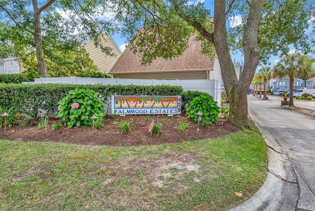 829 9th Ave. S, North Myrtle Beach, SC 29582