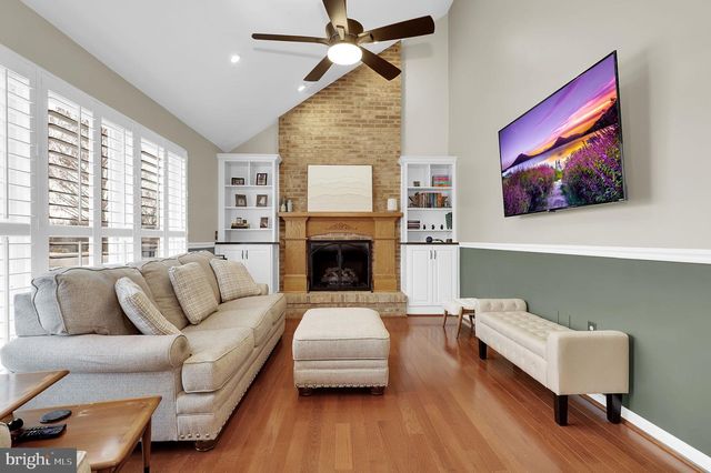 204 OAKMANOR WAY, Walkersville, MD 21793