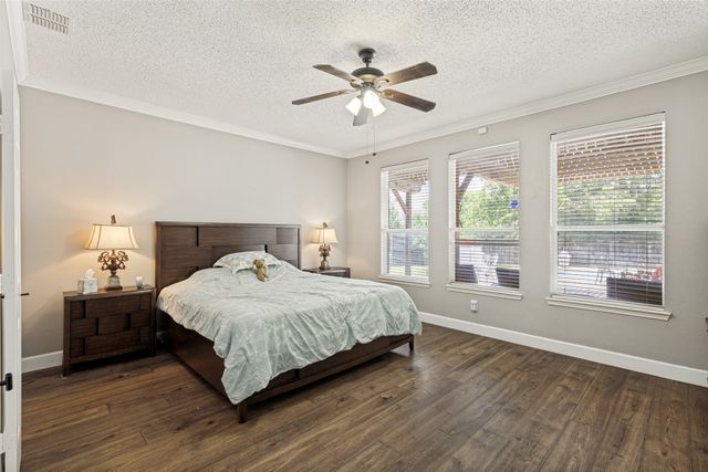 2501 Great Bear Lane, Denton, TX 76210