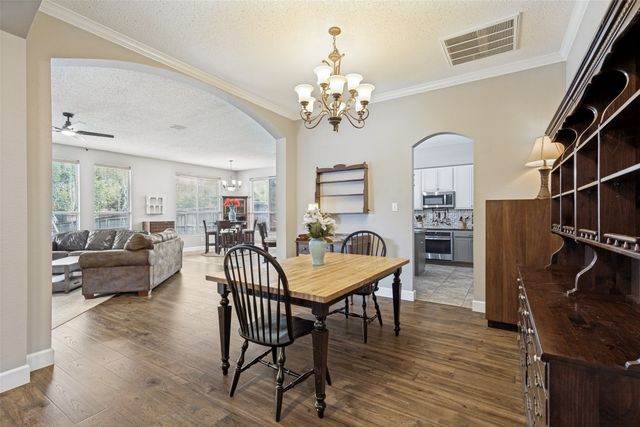2501 Great Bear Lane, Denton, TX 76210