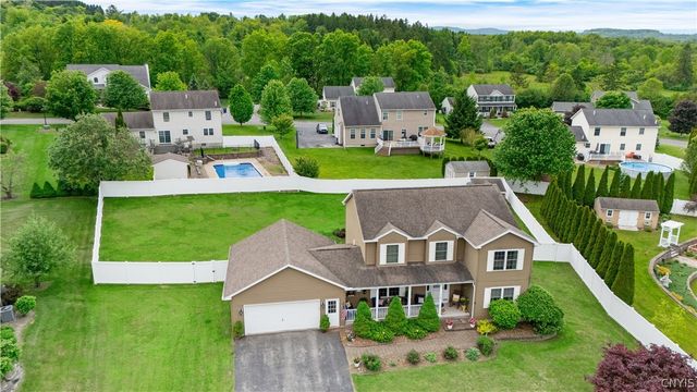 114 Willow Tree, Oneida, NY 13421