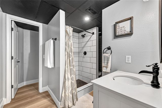 1406 Dogwood Drive, Bentonville, AR 72712