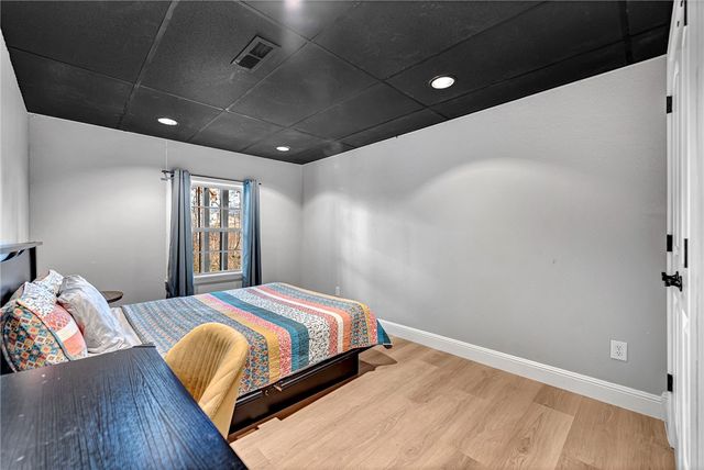 1406 Dogwood Drive, Bentonville, AR 72712