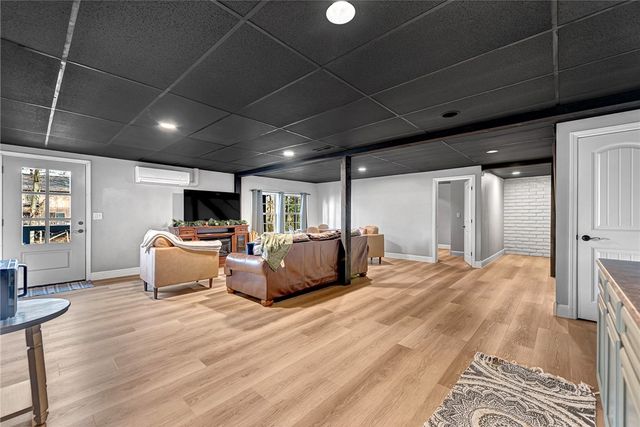 1406 Dogwood Drive, Bentonville, AR 72712