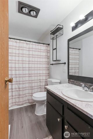 1529 -1529 NE 150th Street, Shoreline, WA 98155
