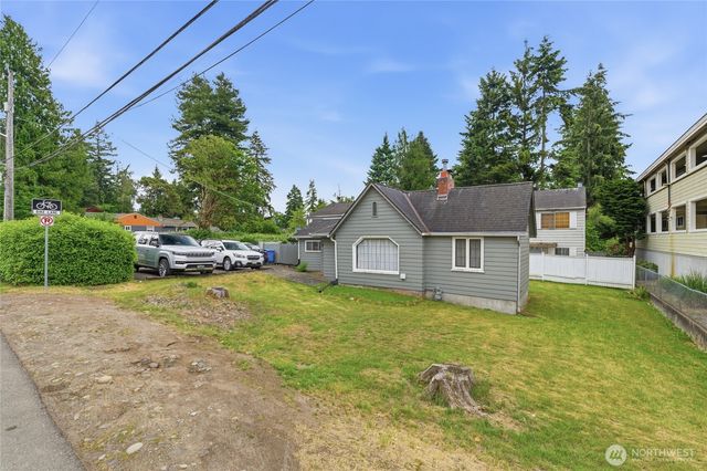 1529 -1529 NE 150th Street, Shoreline, WA 98155