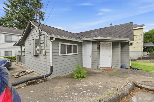 1529 -1529 NE 150th Street, Shoreline, WA 98155