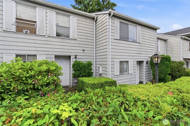 1529 -1529 NE 150th Street, Shoreline, WA 98155