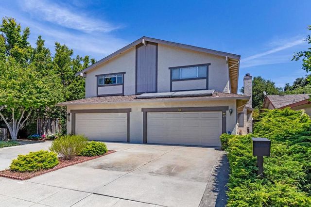 411 Offenbach Place, Sunnyvale, CA 94087