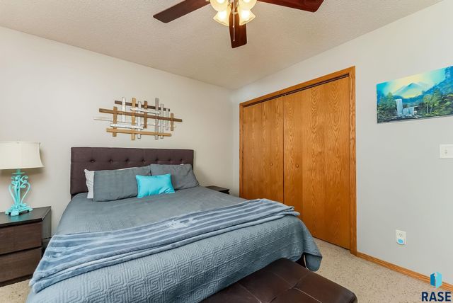 3901 S Stanford Ave Avenue, Sioux Falls, SD 57106