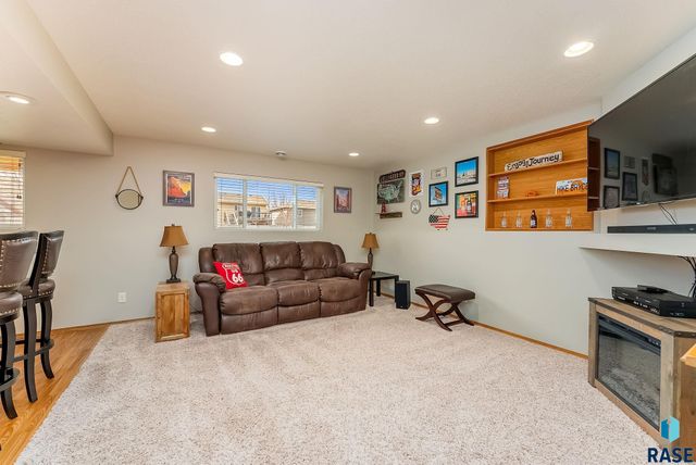 3901 S Stanford Ave Avenue, Sioux Falls, SD 57106