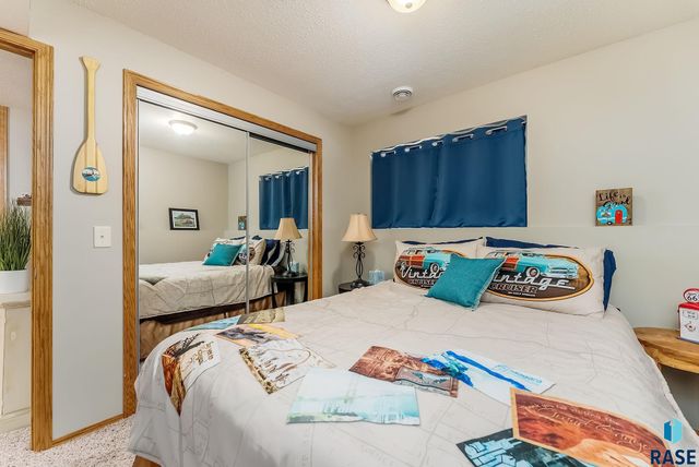 3901 S Stanford Ave Avenue, Sioux Falls, SD 57106