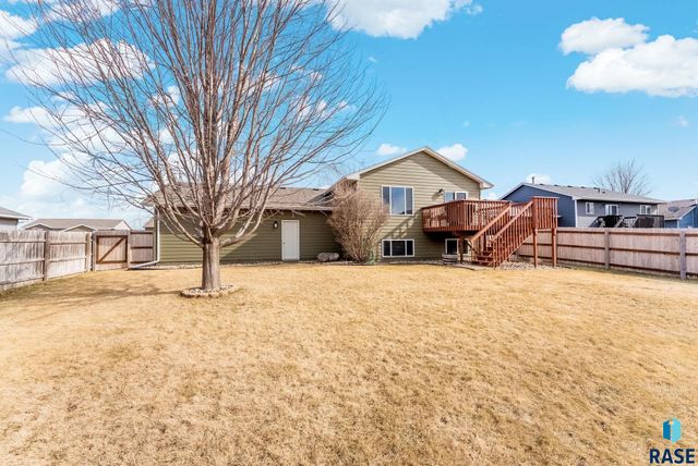 3901 S Stanford Ave Avenue, Sioux Falls, SD 57106