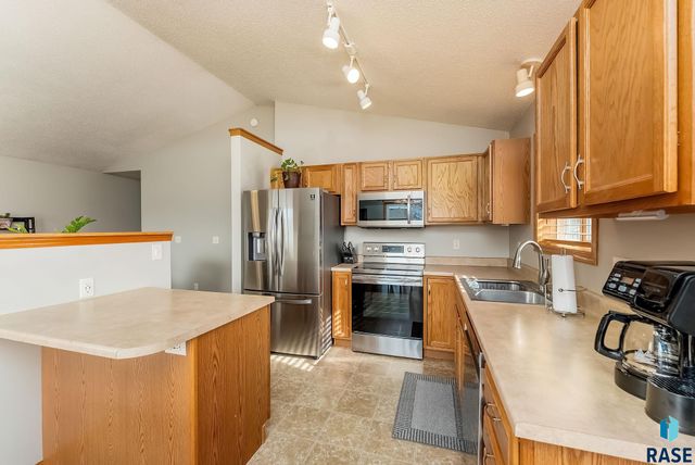 3901 S Stanford Ave Avenue, Sioux Falls, SD 57106