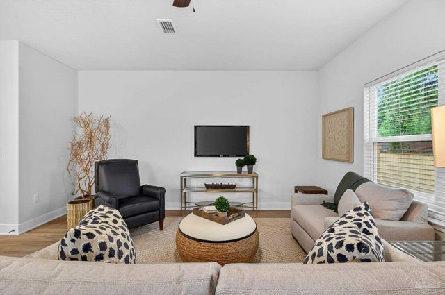 1956 Highland Ridge Ct 4B, Pensacola, FL 32534