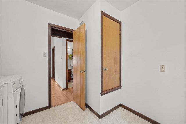 606 N Seventh St, Fulton, TX 78358