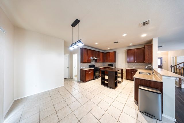 5701 Quicksilver Drive, Mckinney, TX 75070