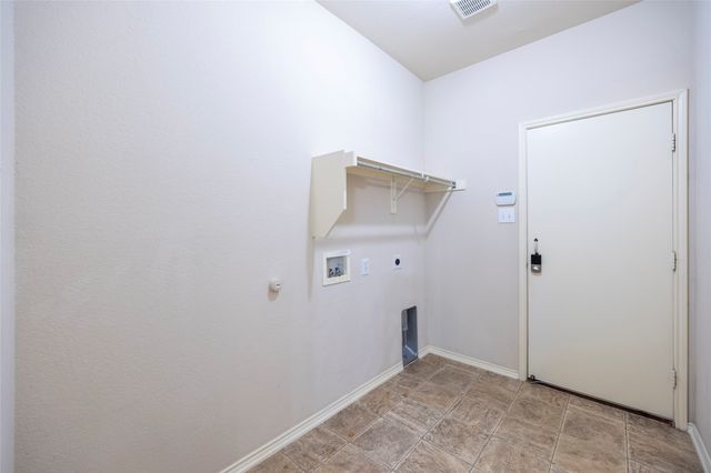 5701 Quicksilver Drive, Mckinney, TX 75070