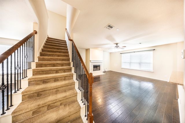 5701 Quicksilver Drive, Mckinney, TX 75070