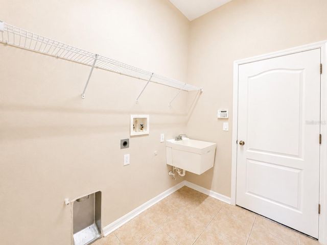 1341 SALMONBERRY STREET, Wesley Chapel, FL 33543