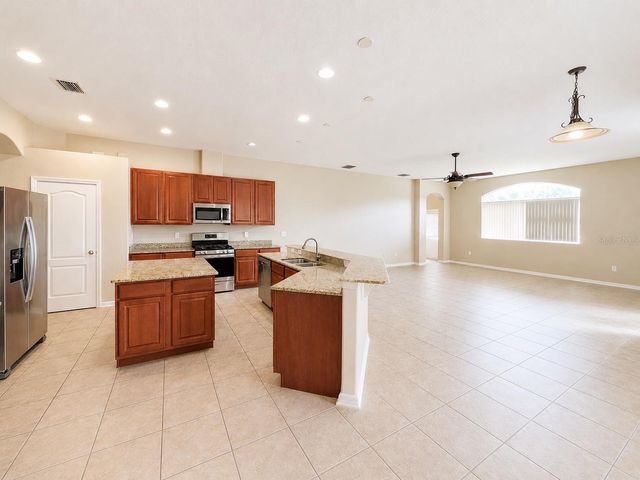 1341 SALMONBERRY STREET, Wesley Chapel, FL 33543