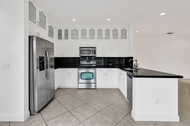 10902 Tamoron Lane, Boca Raton, FL 33498