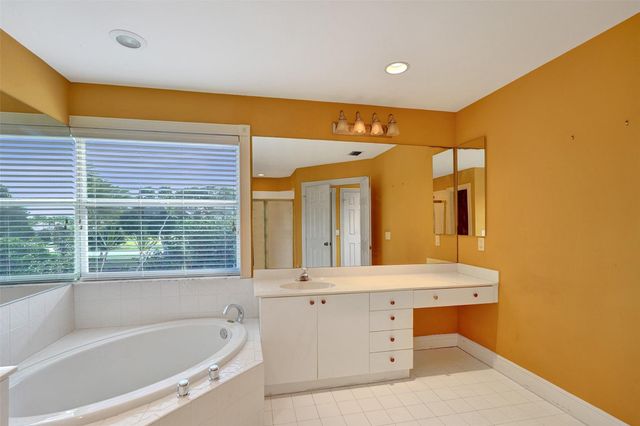 10902 Tamoron Lane, Boca Raton, FL 33498